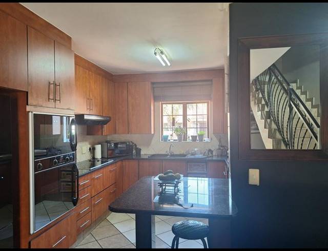 3 BEDROOM HOUSE FOR SALE IN DALVIEW